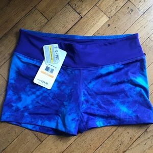 Under Armour NWT TieDye Compression Short Sz S